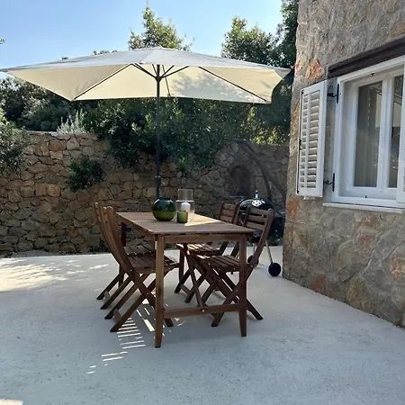 Stone House * Sveti Jakov