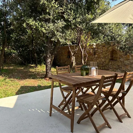 Stone House * Sveti Jakov