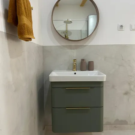 וילה Stone House *